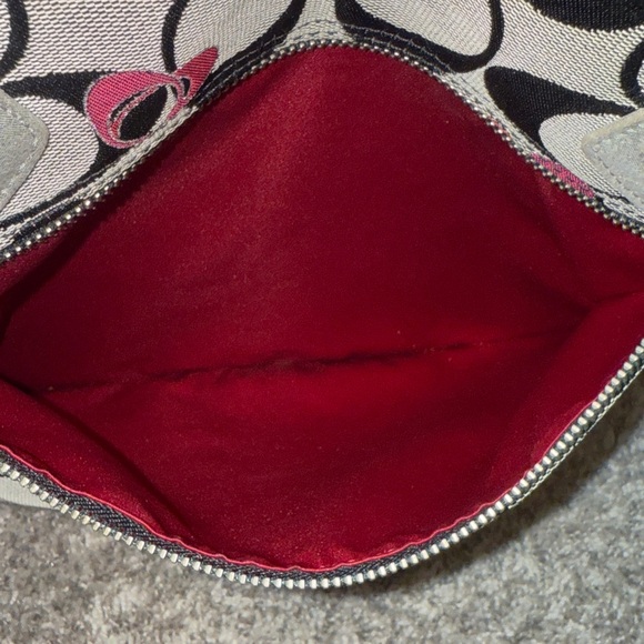 COACH Vintage Poppy Hearts Canvas CC Monogram Black and Gray Women's Large Bag - Picture 6 of 11